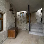My Cave Otel