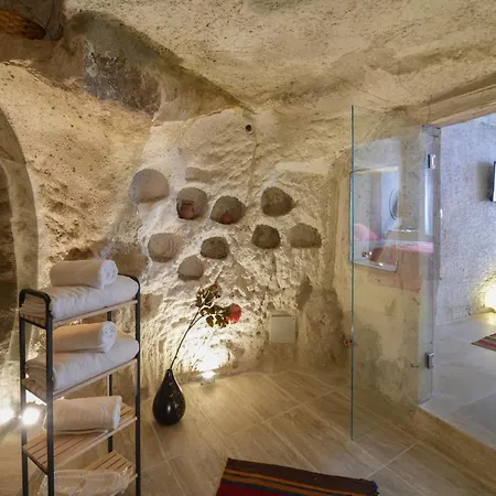 Hotel My Cave