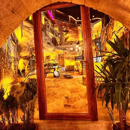 My Cave Hotel *