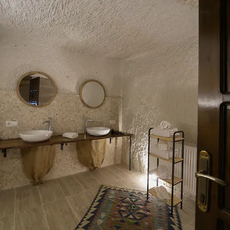 My Cave * 네브셰히르