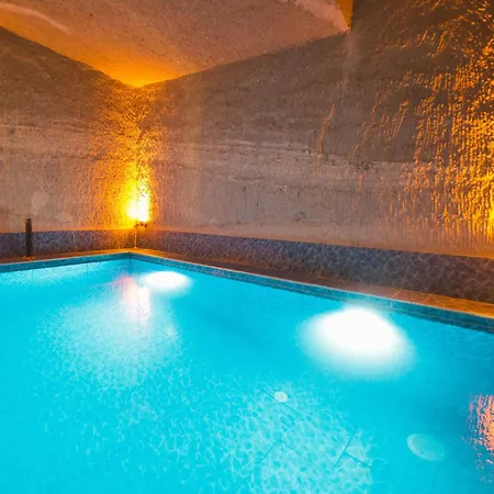 My Cave Hotell