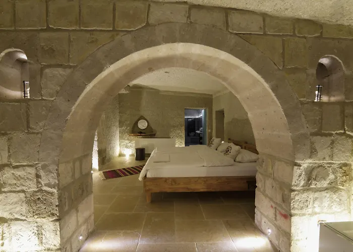 My Cave * נבשהיר